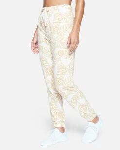 AOP FRENCH TERRY JOGGER -Quality Apparel Shop 3hp680 marshmallow frondy 3