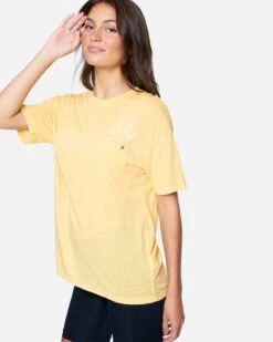 Moop Boyfriend Pocket Tee -Quality Apparel Shop 3hs1610234 cornsilk 3