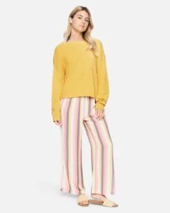 Wear It Both Ways Sweater -Quality Apparel Shop 3hsl0241 misted yellow 4 v2