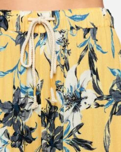 Solana Wide Leg Pant -Quality Apparel Shop 3hwkp0090 cornsilk lily 5