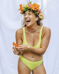 Crochet Mid Rise Cheeky Bottom