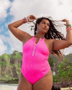 LoveShackFancy X Hurley - Eyelet Paisley Moderate One Piece -Quality Apparel Shop HLSFO102 COTTONCANDY 4