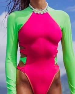 LoveShackFancy X Hurley - Max Solid Blocked Bow Cheeky Surf Suit -Quality Apparel Shop HLSFO104 MAGENTANEONLIME 3