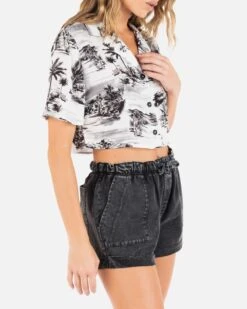 BEACH WALK CROP CAMP SHIRT 10 BEACH WALK CROP CAMP SHIRT -Quality Apparel Shop HU022W3 BLACK 4