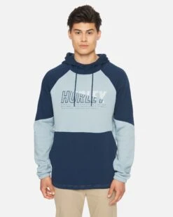 M ONSHORE BLOCKED PULLOVER