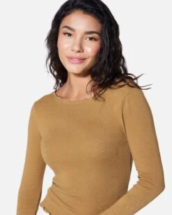 ESSENTIAL EVERYDAY LONG SLEEVE TOP -Quality Apparel Shop dz23f214 pale brown 4 79413347 f373 469b ac7a f84515f65be5