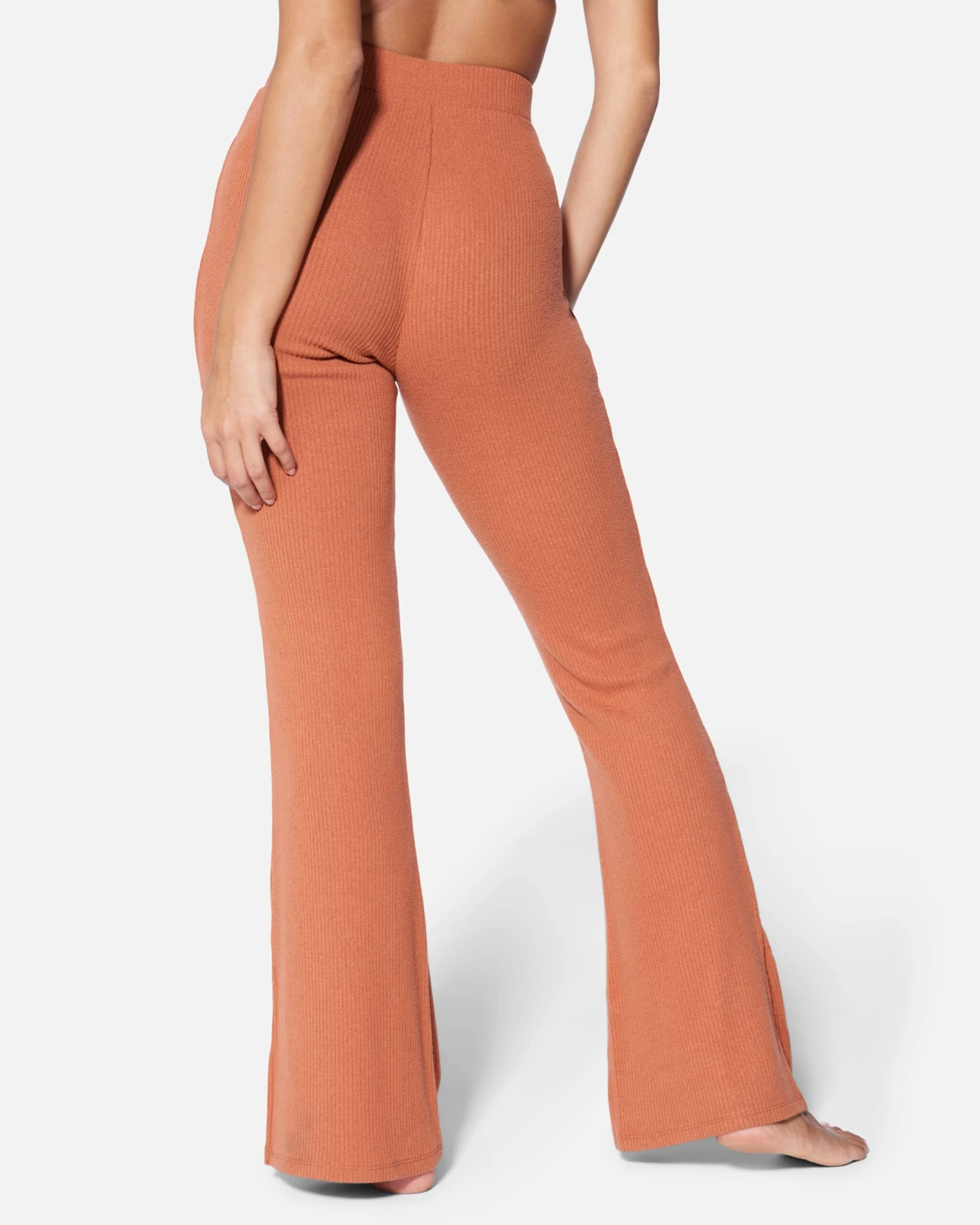 ESSENTIAL FLEECE RIBBED FLARE PANT 2 ESSENTIAL FLEECE RIBBED FLARE PANT - Image 2