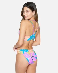 Max Isla Full Tab Side Bottom