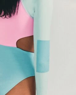 LSF X Hurley - Max Colorblock Long Sleeve Zip Cut Out -Quality Apparel Shop hlsfo010 colorblock 6