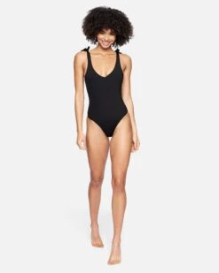 Solid Moderate One Piece -Quality Apparel Shop ho1075 black 4