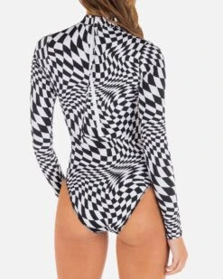 NASCAR MODERATE SURFSUIT -Quality Apparel Shop ho1114 bkwht 4