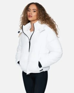 Hooded Puffer Jacket 7 Hooded Puffer Jacket -Quality Apparel Shop hur037wht white 3